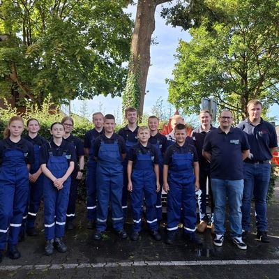 FW-AR: Erfolgreicher Tag der offenen Tür beim Löschzug Oeventrop