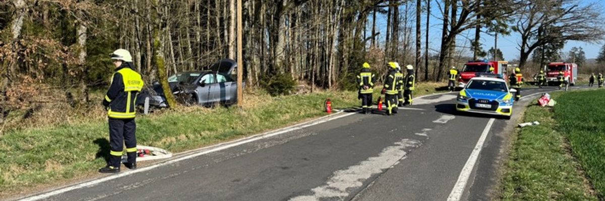 FW VG Westerburg: Mutter und Kleinkind verunfallen mit Elektrofahrzeug - Rauchentwicklung ruft Feuerwehr auf den Plan