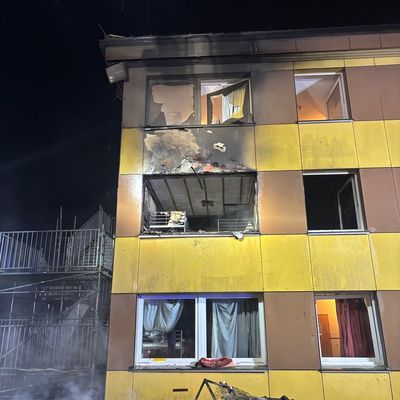 FW-OE: Zimmerbrand in zentraler Unterbringungseinrichtung des Landes