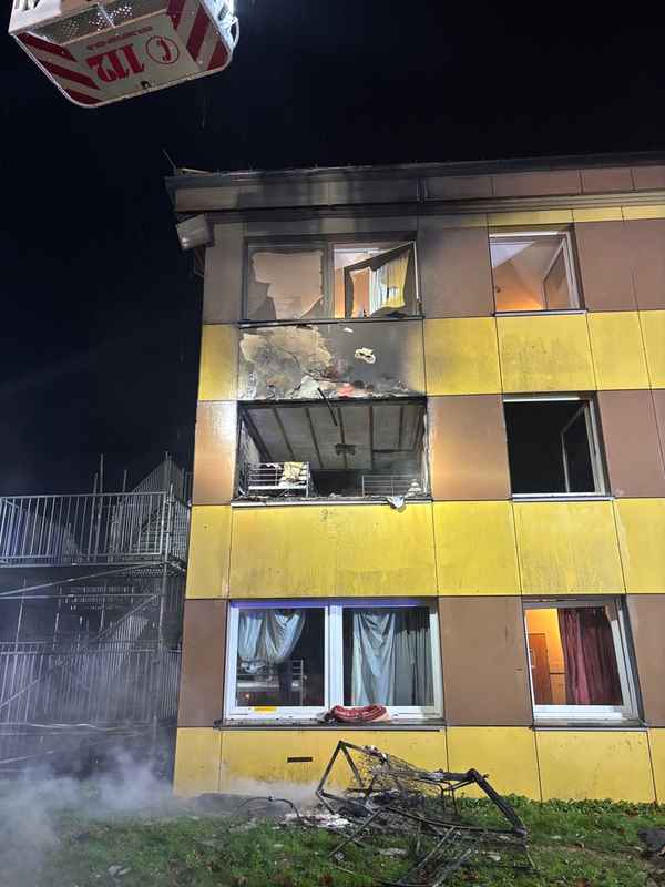 FW-OE: Zimmerbrand in zentraler Unterbringungseinrichtung des Landes