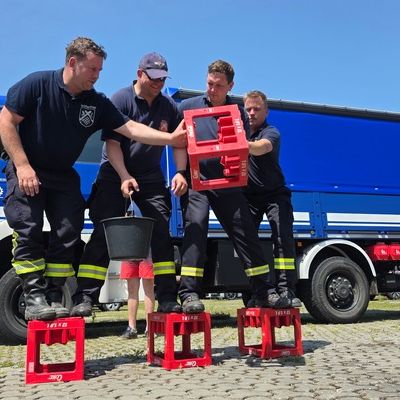 FW Celle: Leistungsmarsch und Spiel ohne Grenzen der Ortsfeuerwehr Altenhagen