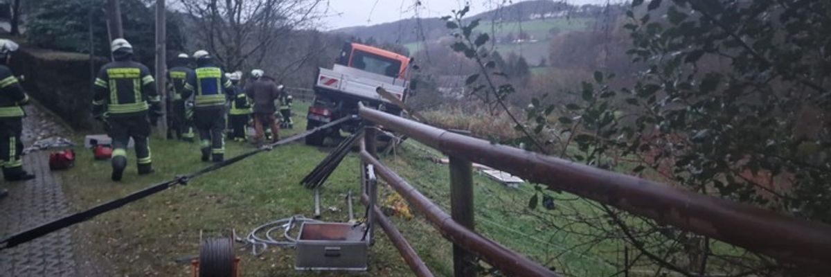 FW-EN: 3 Paralleleinsätze für die Freiwillige Feuerwehr Wetter (Ruhr) am Mittwochnachmittag