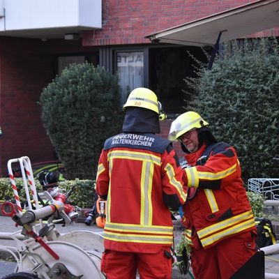 FW-SE: Küchenbrand im Mehrfamilienhaus