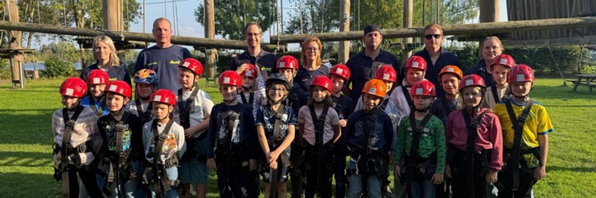 FW Xanten: Kinderfeuerwehr besucht den Kletterpark