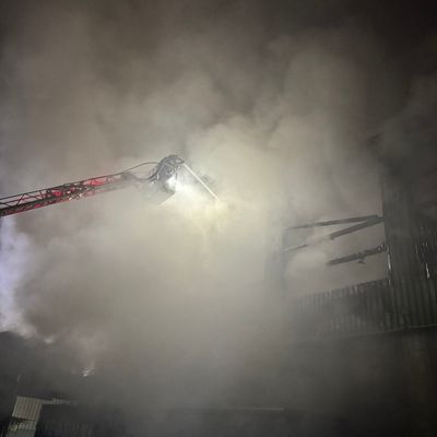 FW-EN: Erstmeldung! - Feuerwehr Herdecke seit 00:28 Uhr im Großeinsatz