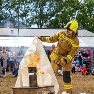 FW-OLL: Sommerfest der Feuerwehr Sage lockt knapp 1.000 Besucher an