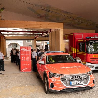 FW Stuttgart: Richtfest an der Interims-Feuerwache 1