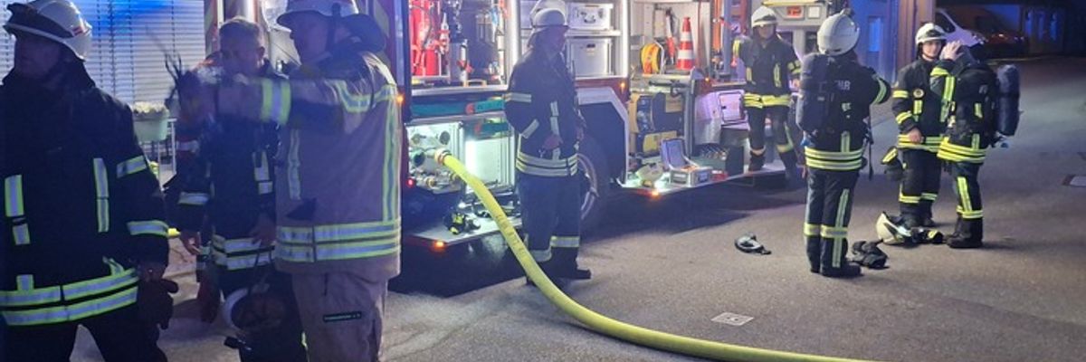 KFV-CW: Brand in Calwer Innenstadt endet glimpflich / Mehrere Feuerstellen in leerstehendem Haus