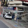 FW-OB: Verkehrsunfall mit beschädigtem Baugerüst sorgt für Einsatz der Feuerwehr