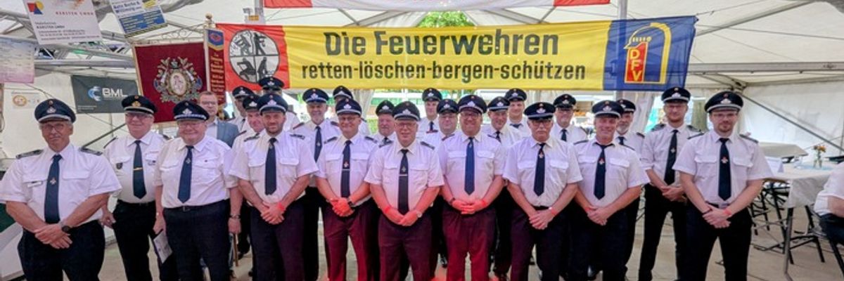 FW-KLE: Freiwillige Feuerwehr Bedburg-Hau feiert Gemeinschaft, Engagement und gelebtes Ehrenamt