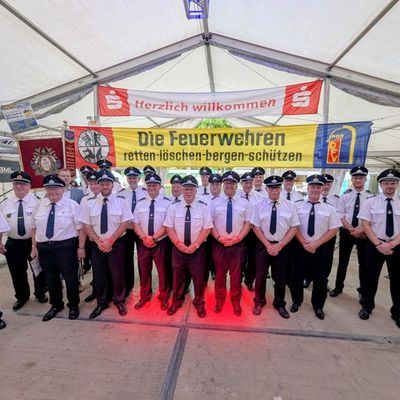 FW-KLE: Freiwillige Feuerwehr Bedburg-Hau feiert Gemeinschaft, Engagement und gelebtes Ehrenamt