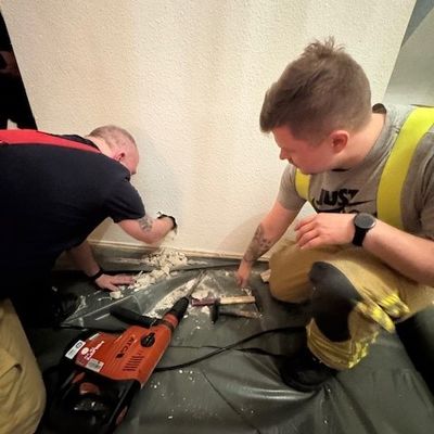 FW Ratingen: Aufwendige Tierrettung, undankbare Katze