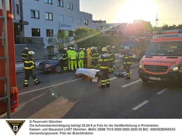 FW-M: Technische Rettung nach Verkehrsunfall (Pasing)