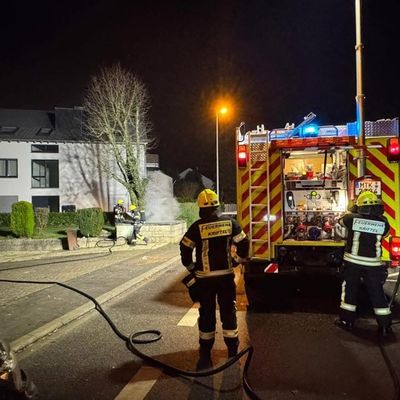Feuerwehr MTK: Ruhige, aber arbeitsreiche Silvesternacht für die Feuerwehren im Main-Taunus-Kreis