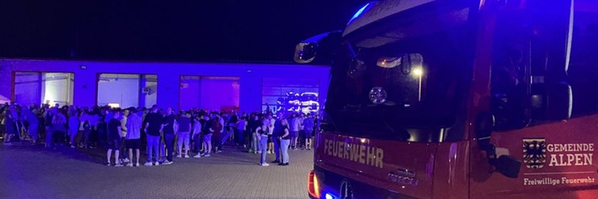FW Alpen: Blaulichtparty Vol 5 in Alpen - Menzelen Samstag geht es los...