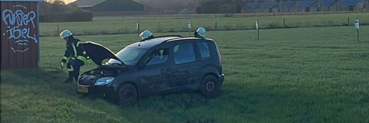 FW Sonsbeck: Person eingeklemmt