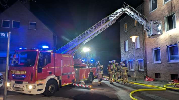 FW-KLE: Wohnungsbrand in einem Mehrfamilienhaus - 8 Personen und 3 Haustiere gerettet