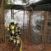 FW-E: Langwieriger Brandeinsatz in leerstehendem Schulgebäude - Feuerwehr bis in die Nacht im Einsatz