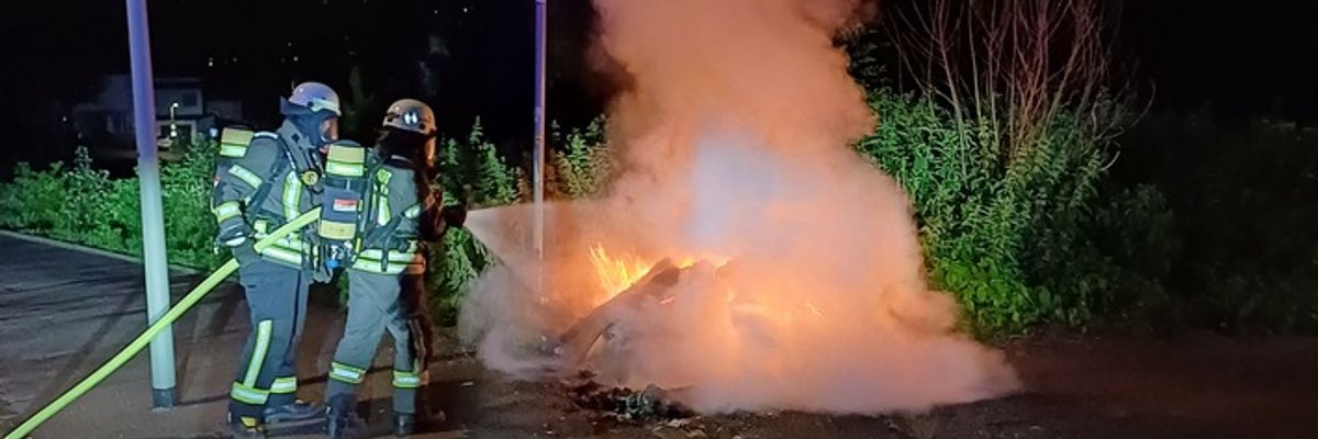 FW-EN: Wetter - Containerbrand am Harkortberg