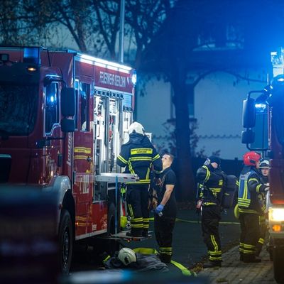FW-MK: Brand in Wohnhaus an der Baarstraße