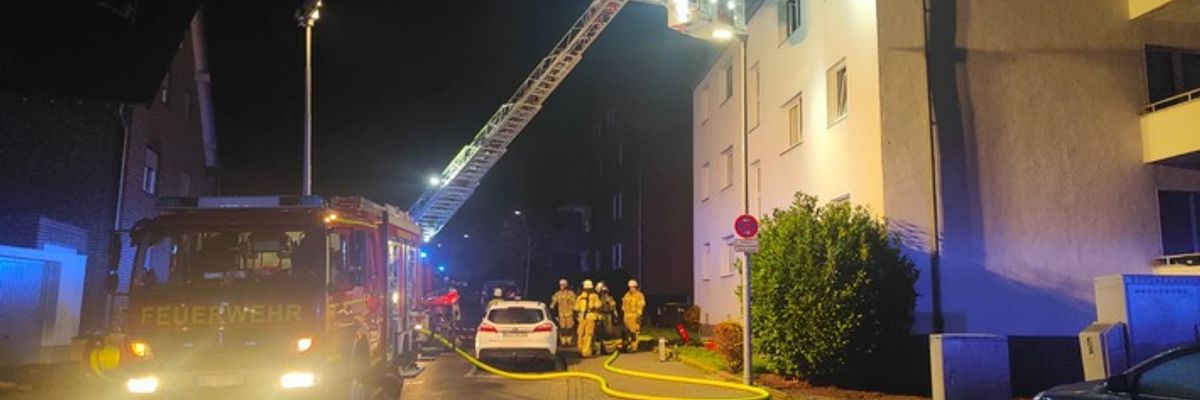 FW-KLE: Wohnungsbrand in einem Mehrfamilienhaus an der Waldstraße