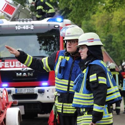 FW-AUR: Grenzüberschreitende Einsatzübung intensiviert Zusammenarbeit