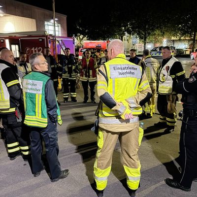 FW-MK: Großbrand bei Müllverwerter