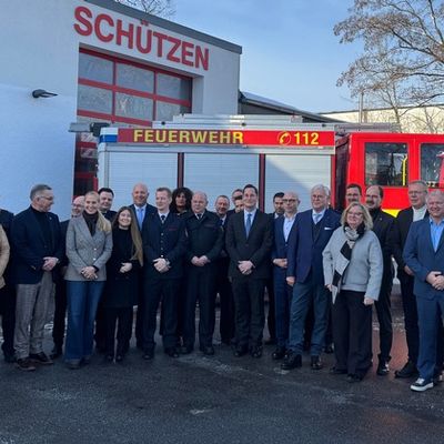 FW-EN: Neujahrsempfang des Kreisfeuerwehrverbandes im winterlichen Breckerfeld - Christoph Schöneborn zum Ehrenmitglied ernannt.