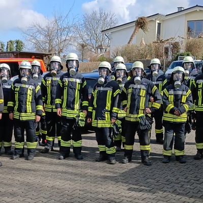 FW Ense: Lehrgang zum/zur Atemschutzgeräteträger/in