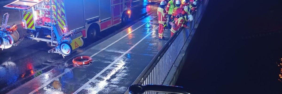 FW Minden: Wasserrettungseinsatz am Abend
