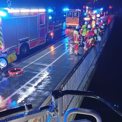 FW Minden: Wasserrettungseinsatz am Abend
