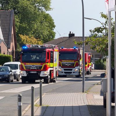 FW-Velbert: Feuerwehr Velbert übt Gefahrguteinsatz
