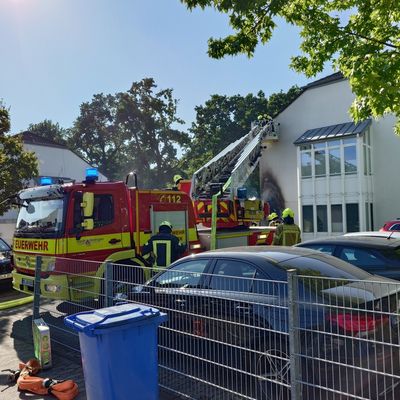 FW Ratingen: Schneller Einsatz bei Brand in Lintorf