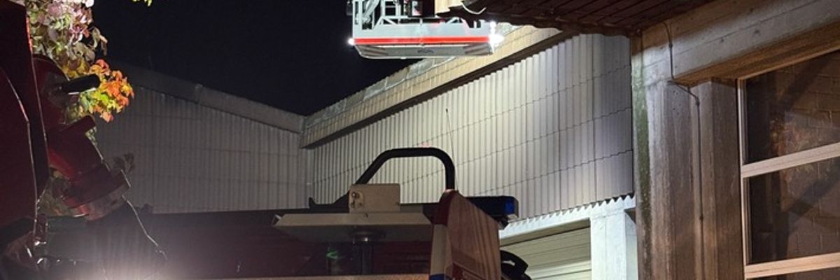 FW Beverungen: Zehn neue Drehleitermaschinisten für die Feuerwehr Beverungen / Erfolgreicher Lehrgangsabschluss der neuen Fachleute