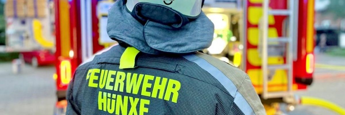 FW Hünxe: Personen im Aufzug