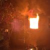 FW Helmstedt: Schuppenbrand in Helmstedt - Feuerwehr verhindert Übergreifen auf Wohnhaus