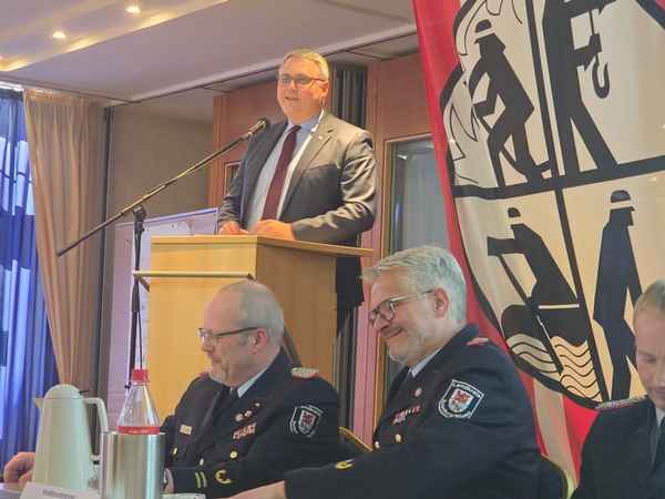 FW-ROW: Dienstversammlung der Kreisfeuerwehr