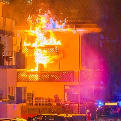 KFV-CW: Brand in Mehrfamilienhaus in Bad Herrenalb - Schnelles Eingreifen verhindert größeren Schaden