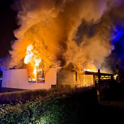 FW-OE: Gebäudevollbrand in Attendorn-Biekhofen