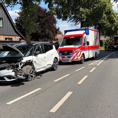 FW-ROW: Verkehrsunfall in Brockel - Mehrere Verletzte nach Zusammenstoß