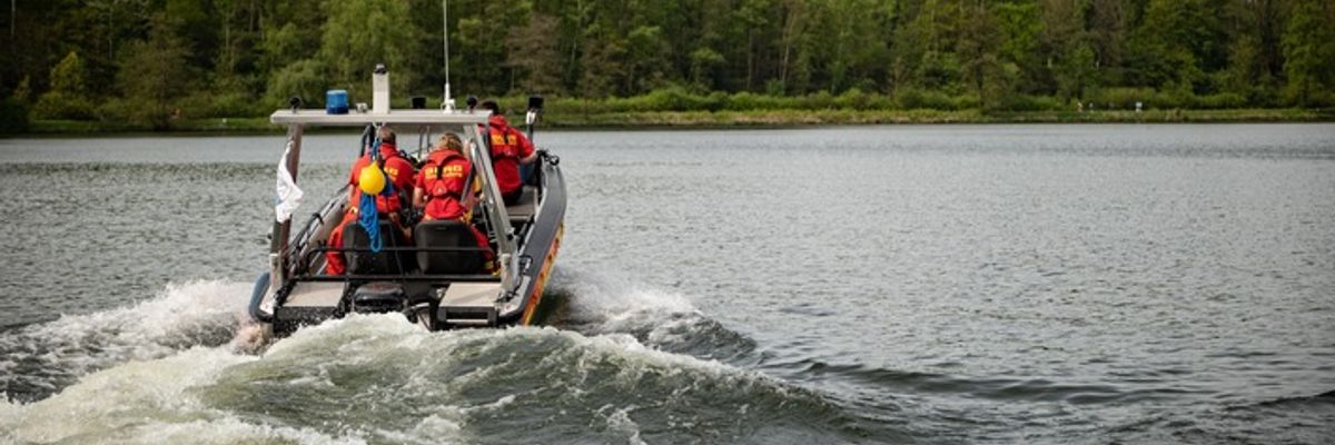 FW-E: Wasserrettungseinsatz am Baldeneysee - Taucher retten verunglückte Person nach rund 45-minütiger Suche