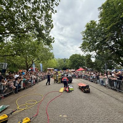 FW Ratingen: Blaulichtmeile Ratingen - Ein Tag voller Staunen und guter Laune
