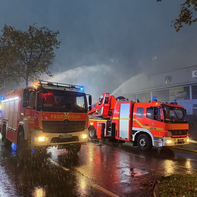 FW-MH: Erste Folgemeldung zum Großbrand an der Kölner Straße