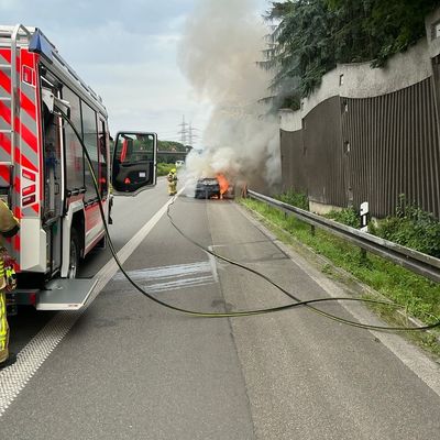 FW-BOT: PKW Brand im Dreieck A31 / A2