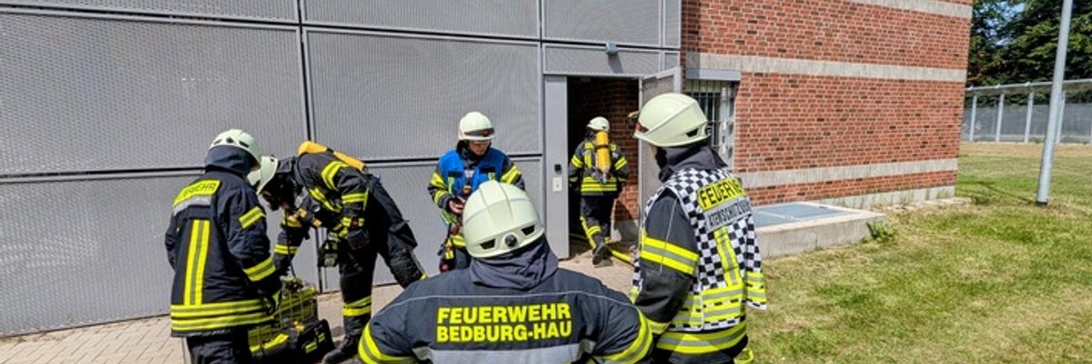 FW-KLE: Zimmerbrand auf Forensischer Station der LVR-Klinik Bedburg-Hau