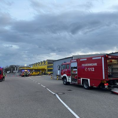 FW-AUR: Feuerwehren und THW gemeinsam bei Übung gefordert