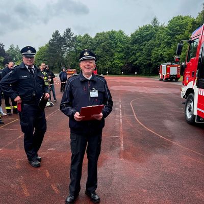 FW-EN: Leistungsnachweis der Feuerwehren im Ennepe-Ruhr-Kreis erfolgreich absolviert - 15 Gruppen haben bestanden