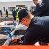 FW-DT: Zusammenarbeit für den Ernstfall geübt: Sandsackbefüllung in Detmold