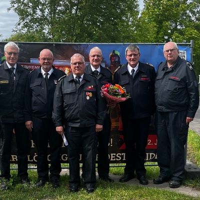 FW Kreis Soest: Delegiertenversammlung des Kreisfeuerwehrverbandes in Rüthen- höchste Auszeichnung für 2 Feuerwehrangehörige