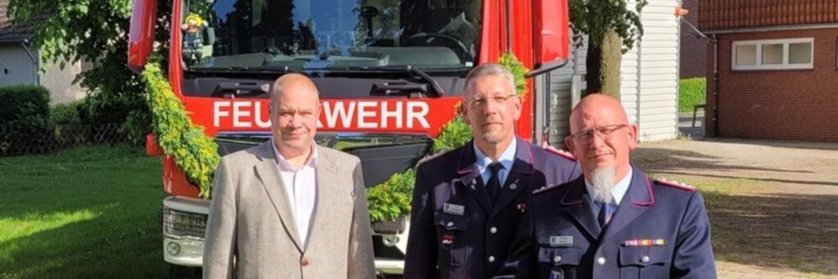 FW Helmstedt: Übergabe des neuen Löschgruppenfahrzeuges LF 10